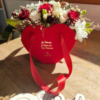 Best Gift Delivery to Tunisia| Bouquet Coeur Tunisia Giftili Flowers