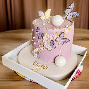 Customized Cakes